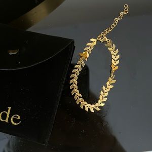 Slide jewelry bracelet